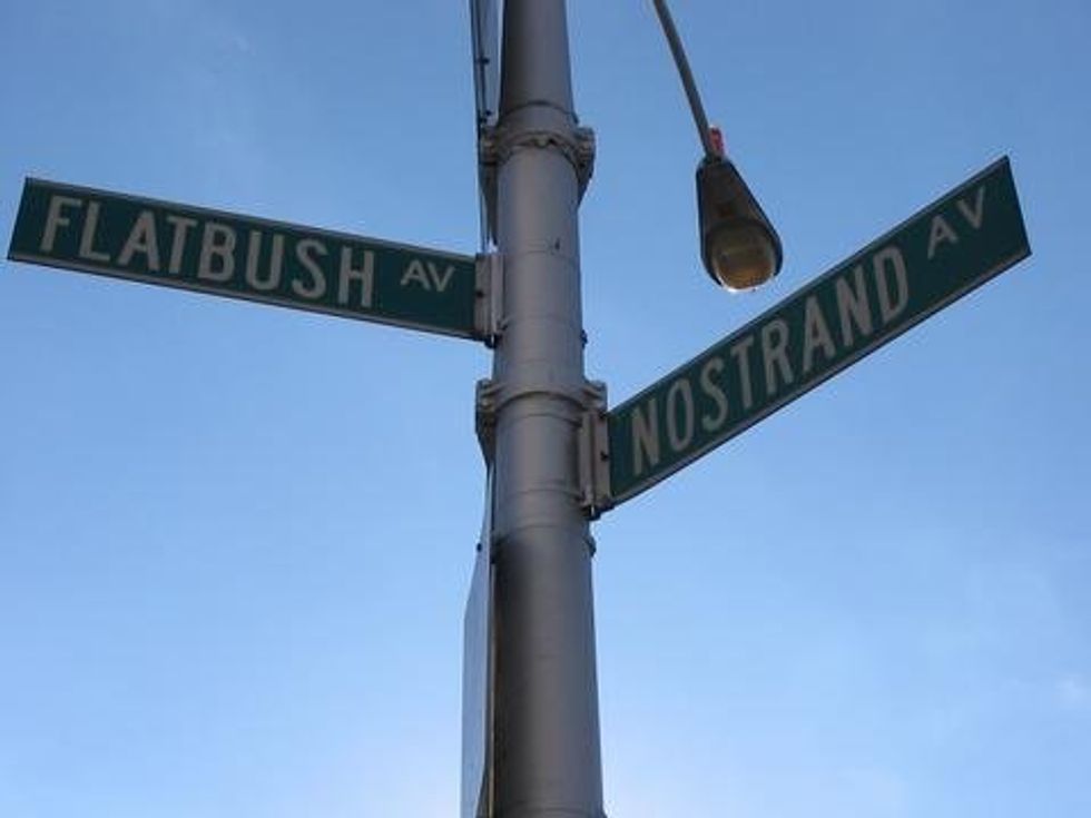 12 Signs That You're From Flatbush Junction