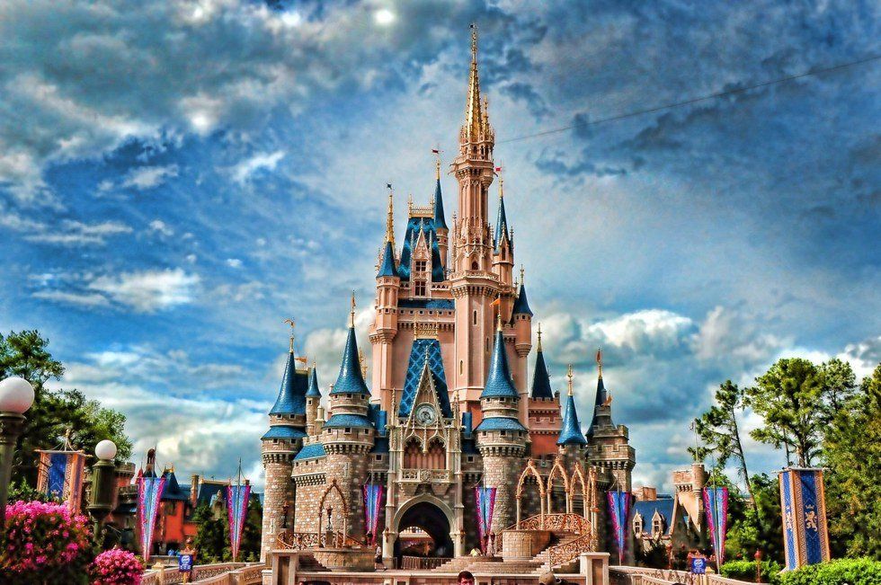 8 Reasons Not To Do The Disney College Program