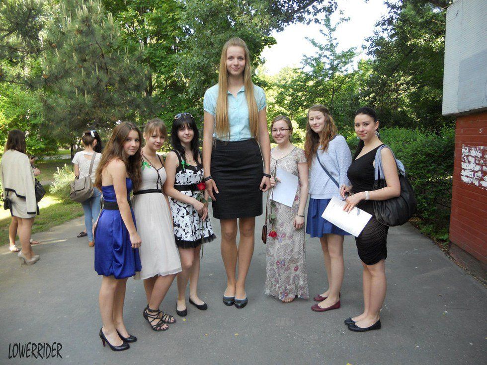 10 Things All Tall Girls Understand