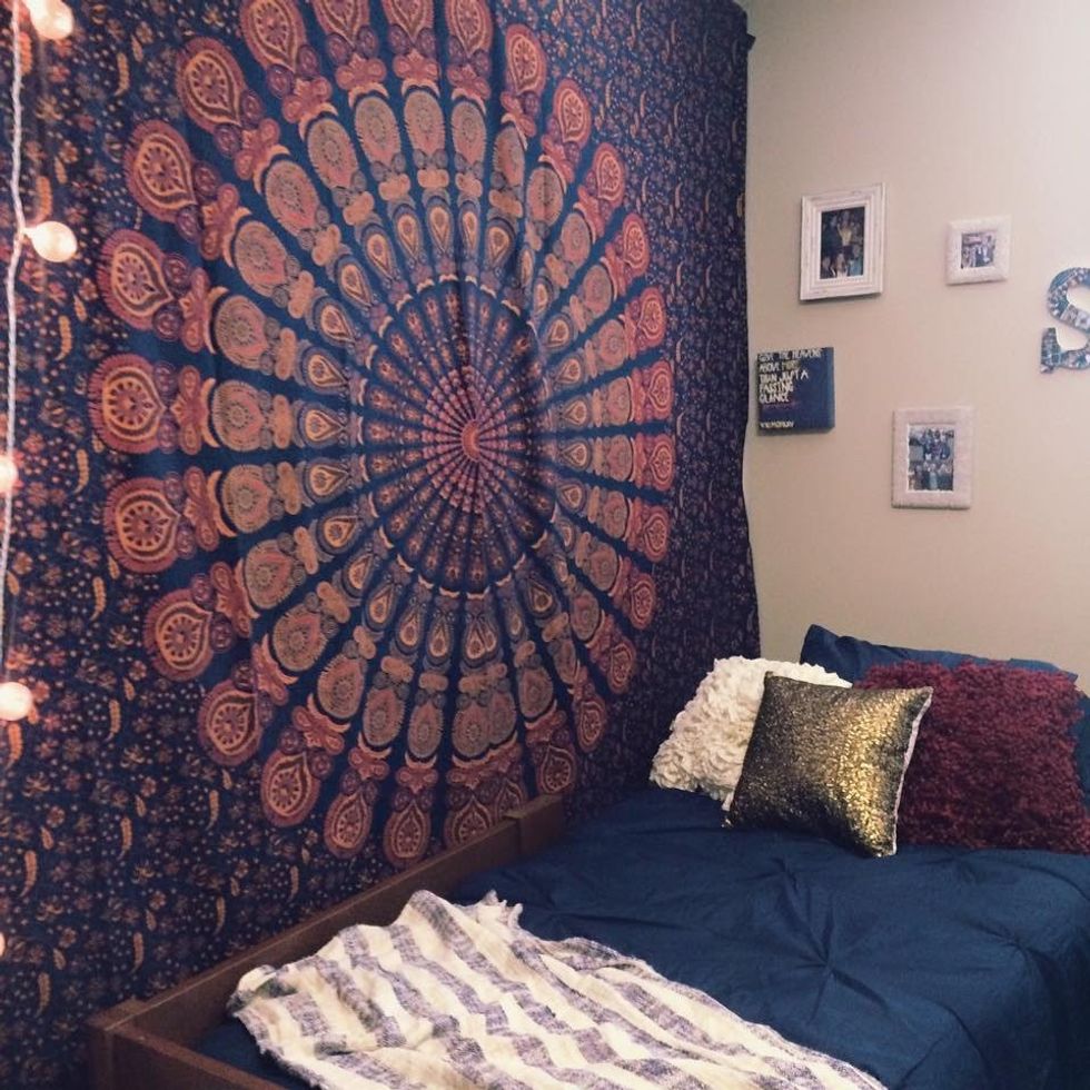 An Apology To My Freshman Dorm Room