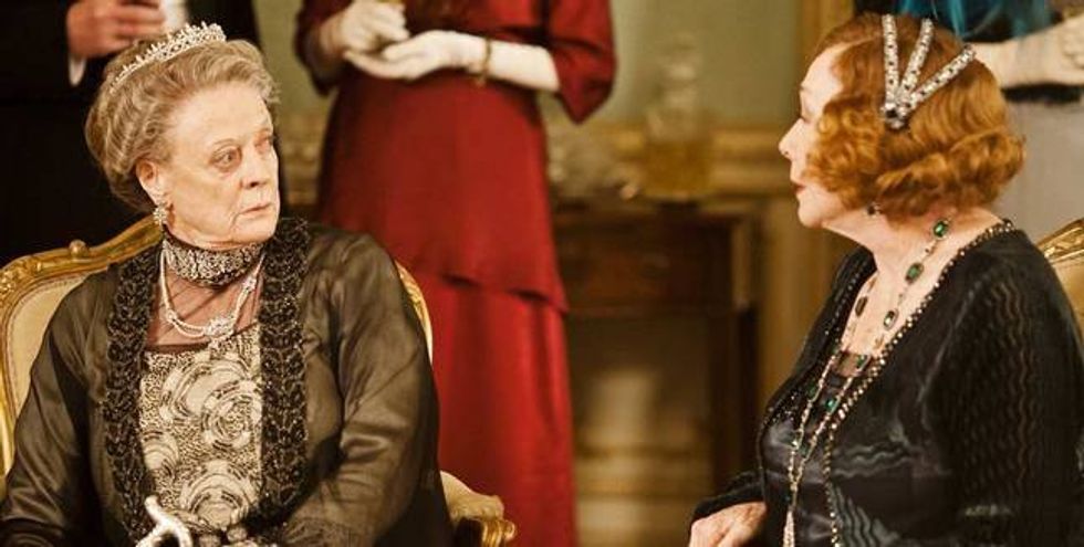 11 Signs Of Dead Week As Told By the Dowager Countess