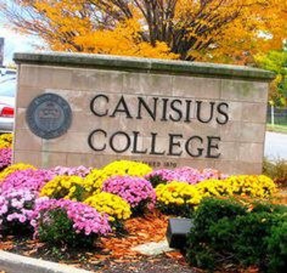 10 Signs You Go To Canisius College