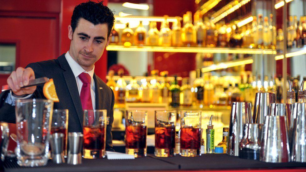 11 Things Bartenders Want You To Know