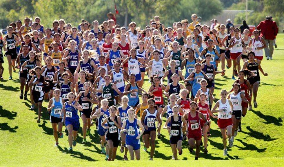 15 Moments All Cross Country Runners Have Experienced At A Meet