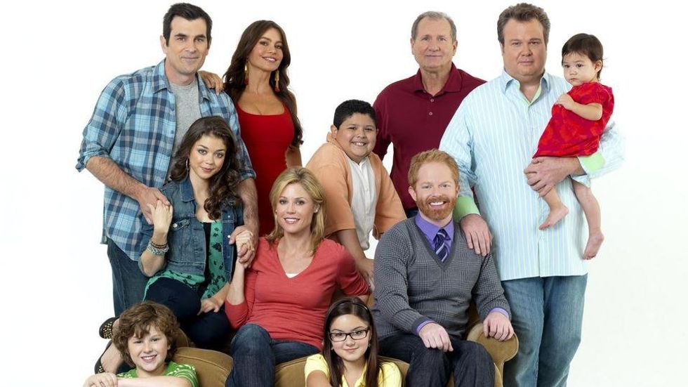 College Life Explained By 'Modern Family'