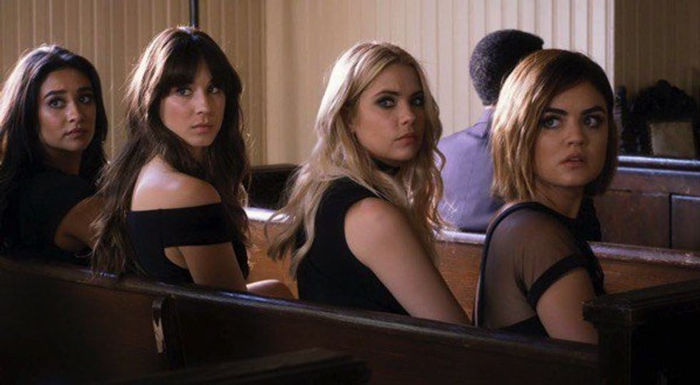 12 Questions You Probably Have About Season 6 Of 'Pretty Little Liars'