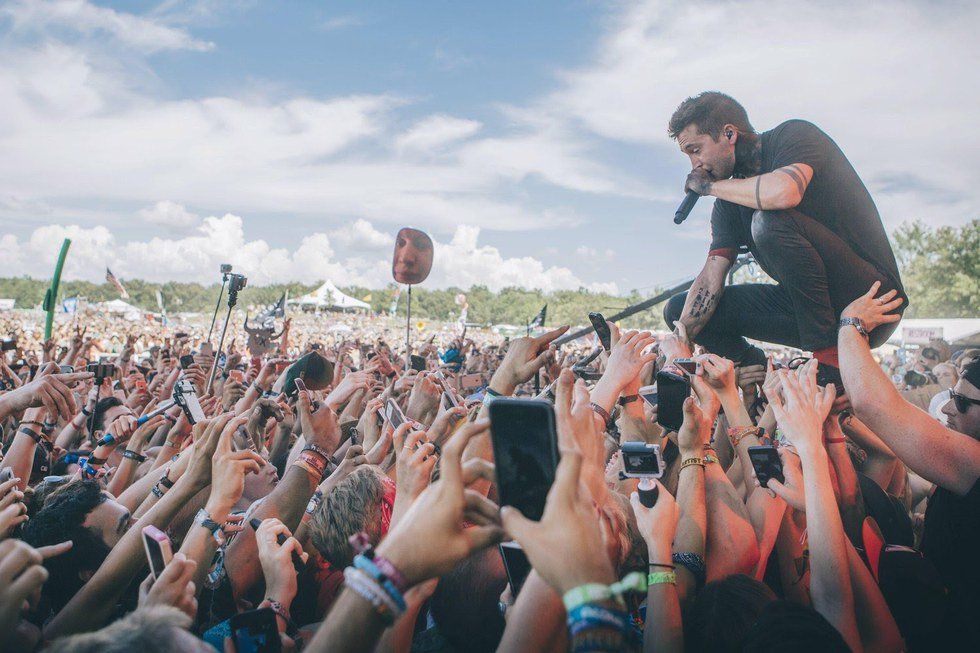 12 Things That People Who Go To A LOT Of Concerts Understand