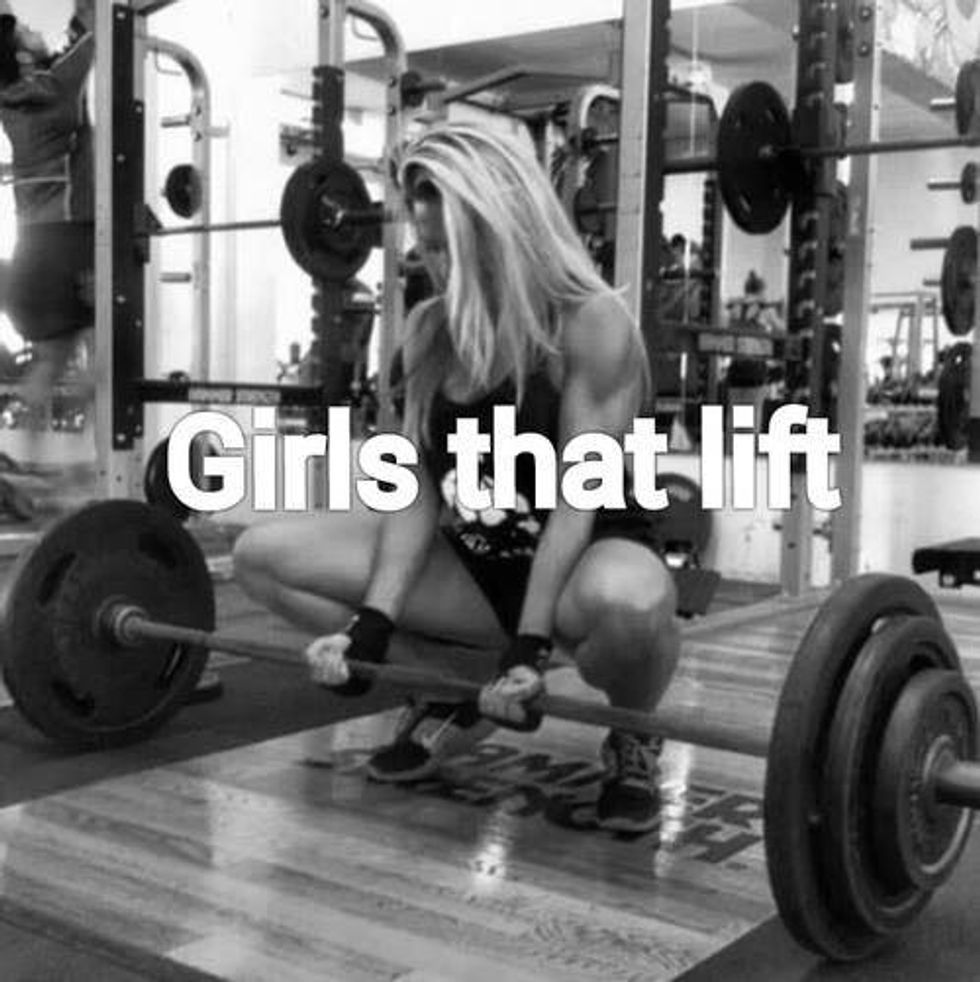 11 Reasons To Date A Girl Who Works-Out