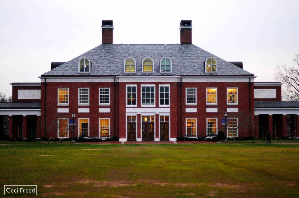 22 Photos That Show How Beautiful Johns Hopkins Is In The Winter