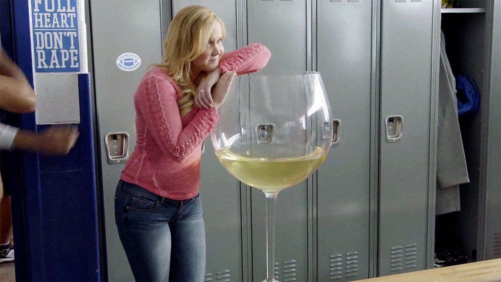 11 Warning Signs Of Becoming A Wino