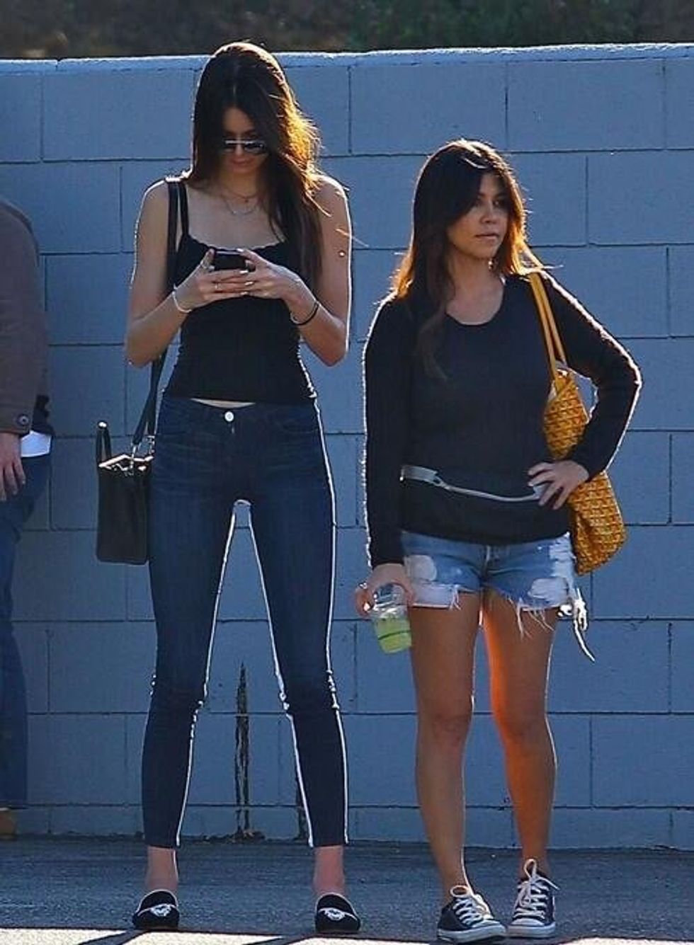 15 Things Only Tall Girls Will Understand