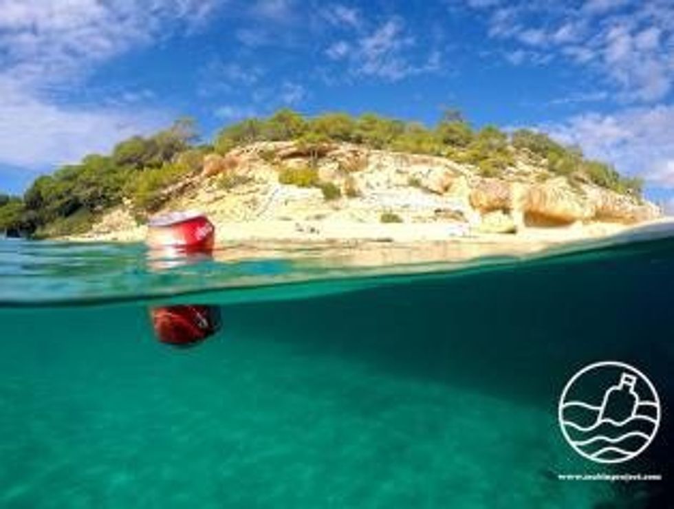 Floating Trash Cans: Introducing The Seabin Project