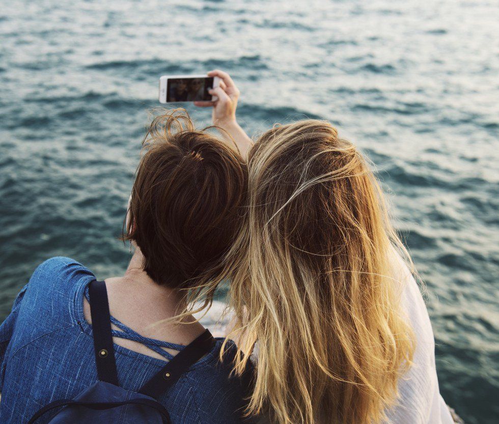 The 14 Stages Of Getting To See Your Long-Distance Best Friend