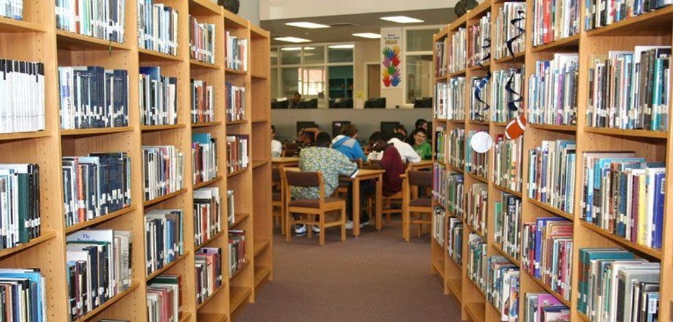 7 Annoying People You See In The Library