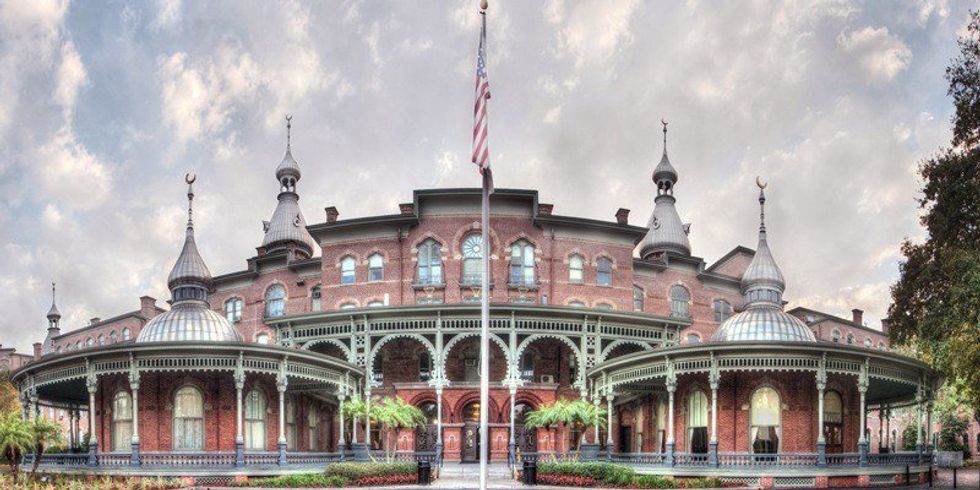 5 Clearcut Signs You Attend The University Of Tampa