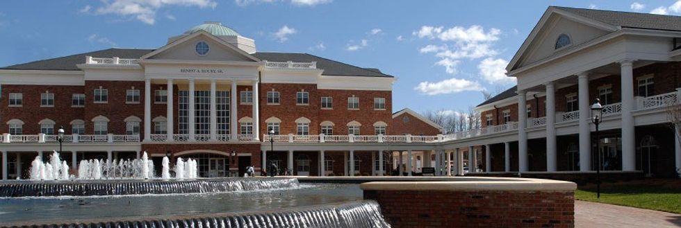 16 Struggles Only Elon Students Can Understand