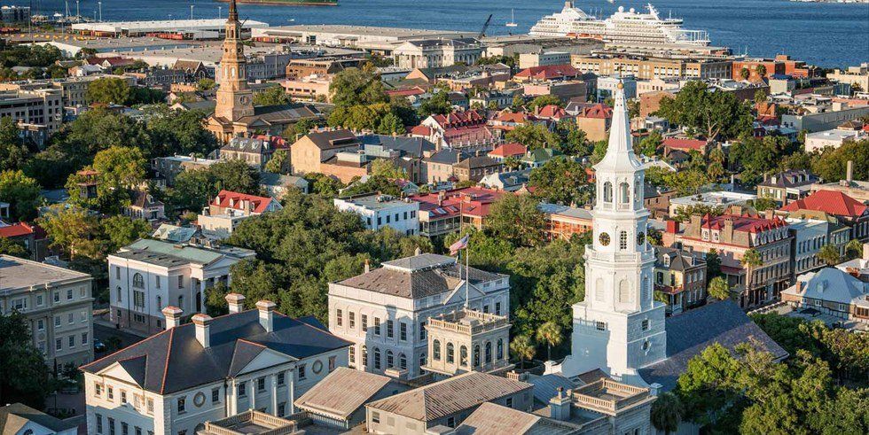 10 Cool Things To Experience In Charleston This Semester