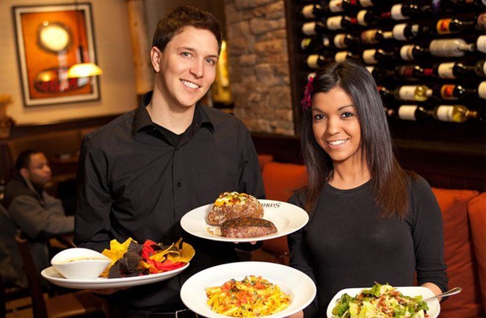 20 Things Servers Want You To Know