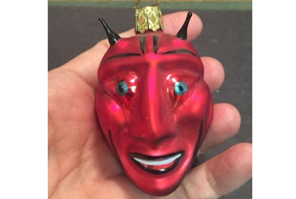 13 Weirdest Christmas Ornaments 6005