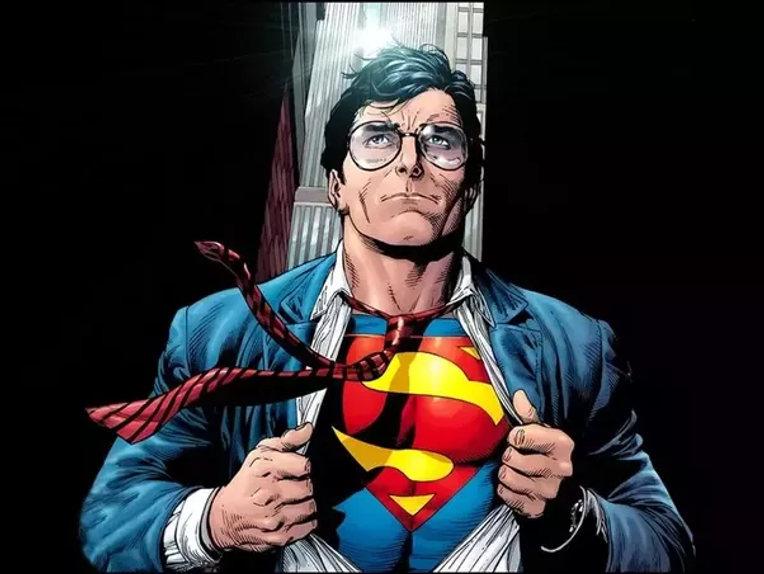 Reasons Why No One Knows Clark Kent Is Superman, 54% OFF
