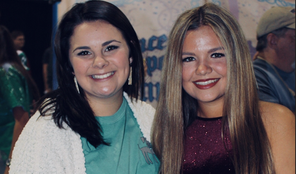 10 Reasons My Big Sister Is My Best Friend, And Why That's A Huge Deal