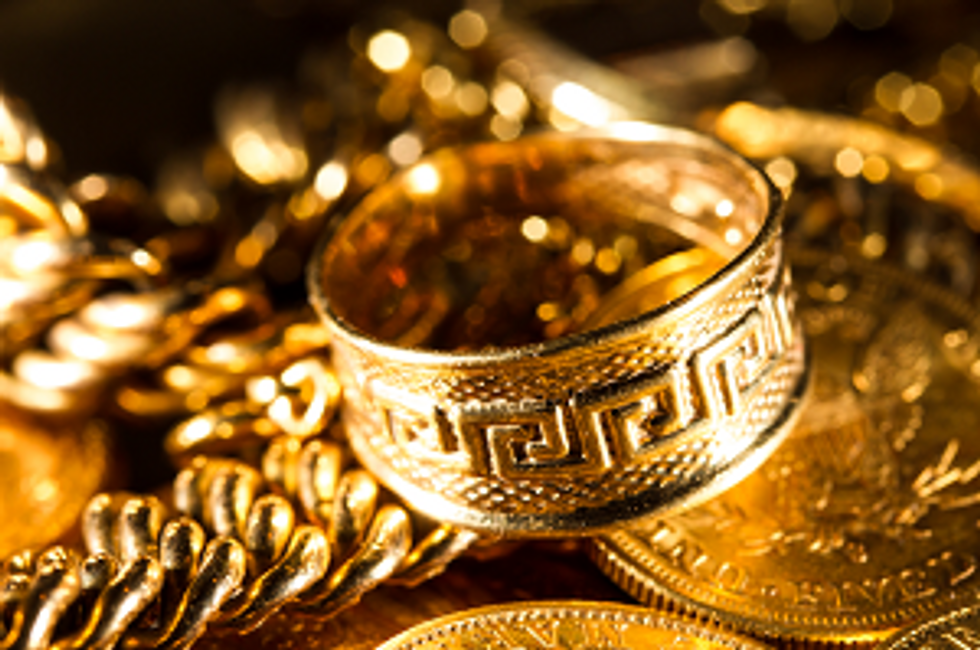 Has Gold Jewellery Lost Its Appeal?
Is Gold Jewellery Making A Comeback?