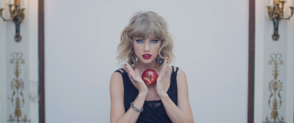 7 Taylor Swift Lyrics That Will Make You Mad At The Boyfriend You Never Had