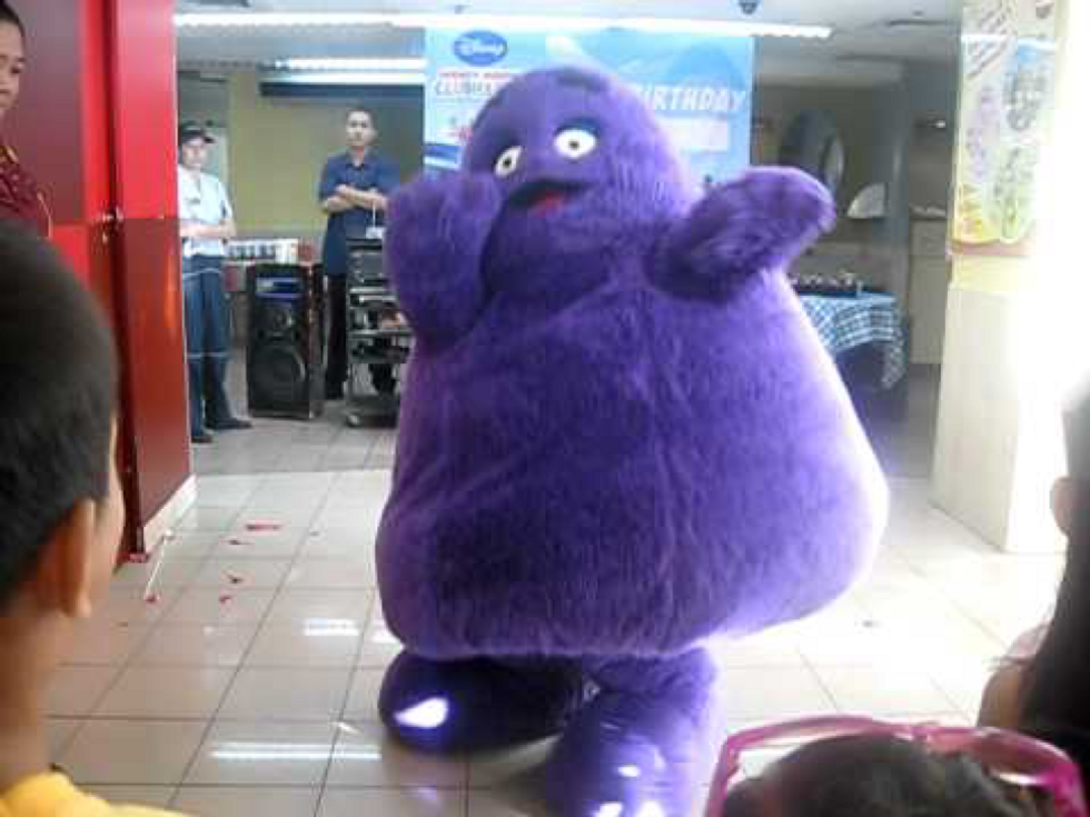 11 Relatable Feels As Told By This One Picture Of Grimace