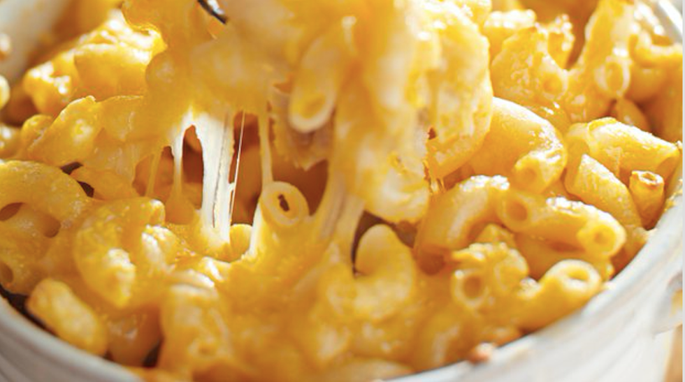 The College Student's Guide To Making Some Bomb Mac 'N Cheese