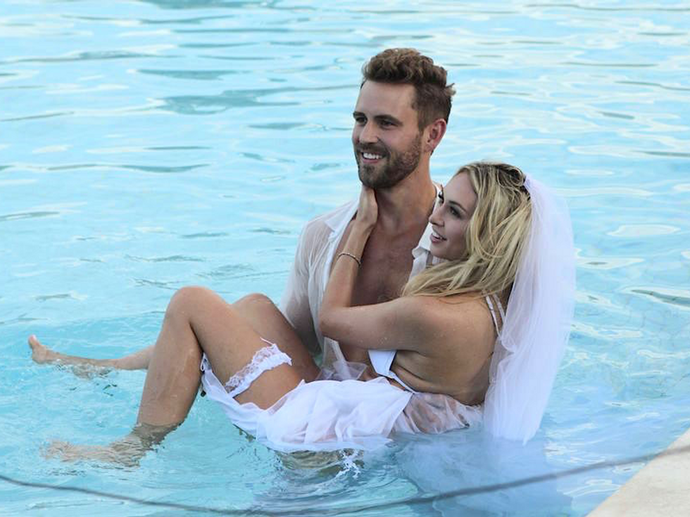 18 Times Corinne Stole The Show On 'The Bachelor'