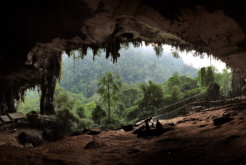 Revisiting Borneo's Deep Skull