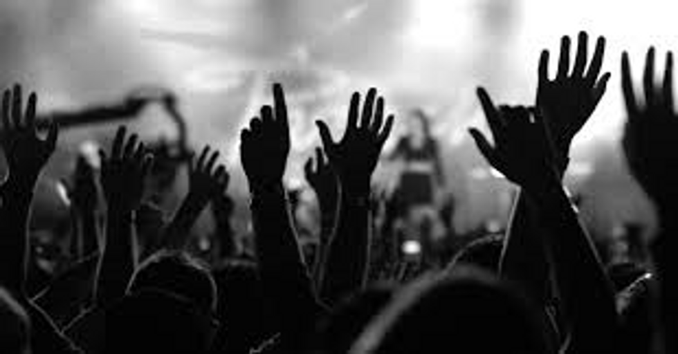 15 Awesome Worship Songs