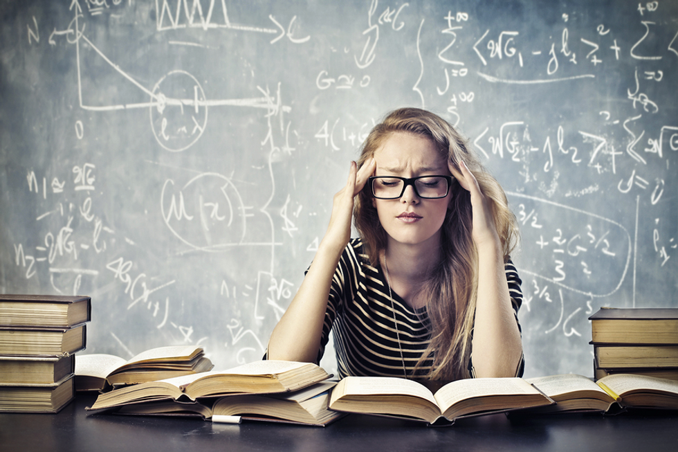 11 Thoughts Everyone Has During Finals Week