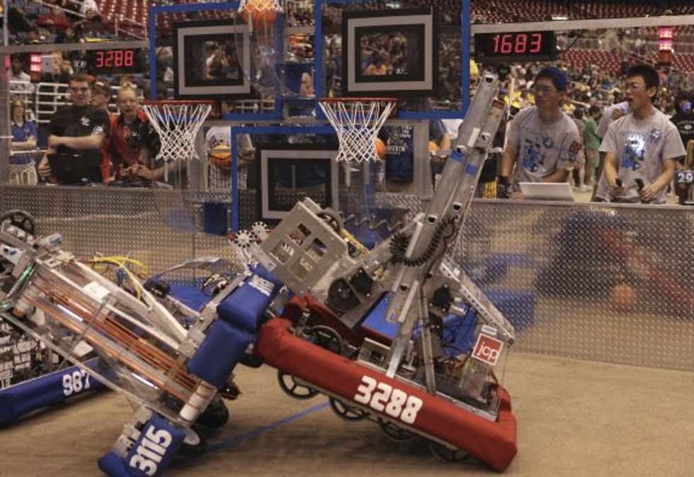 15 Signs You're On A FRC Team